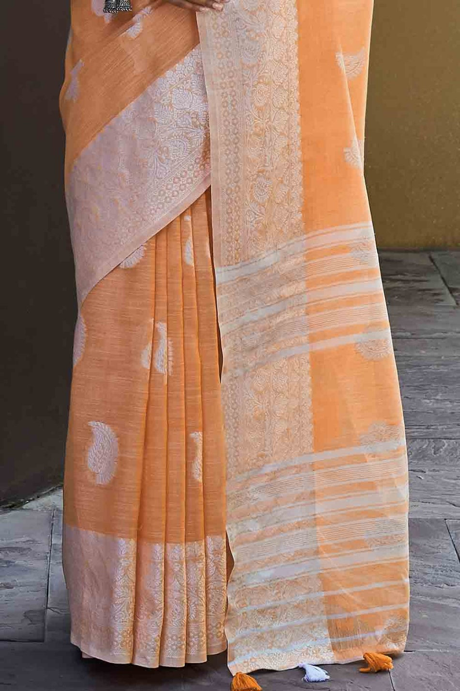 Women's Apricot Orange Linen Saree - Karagiri