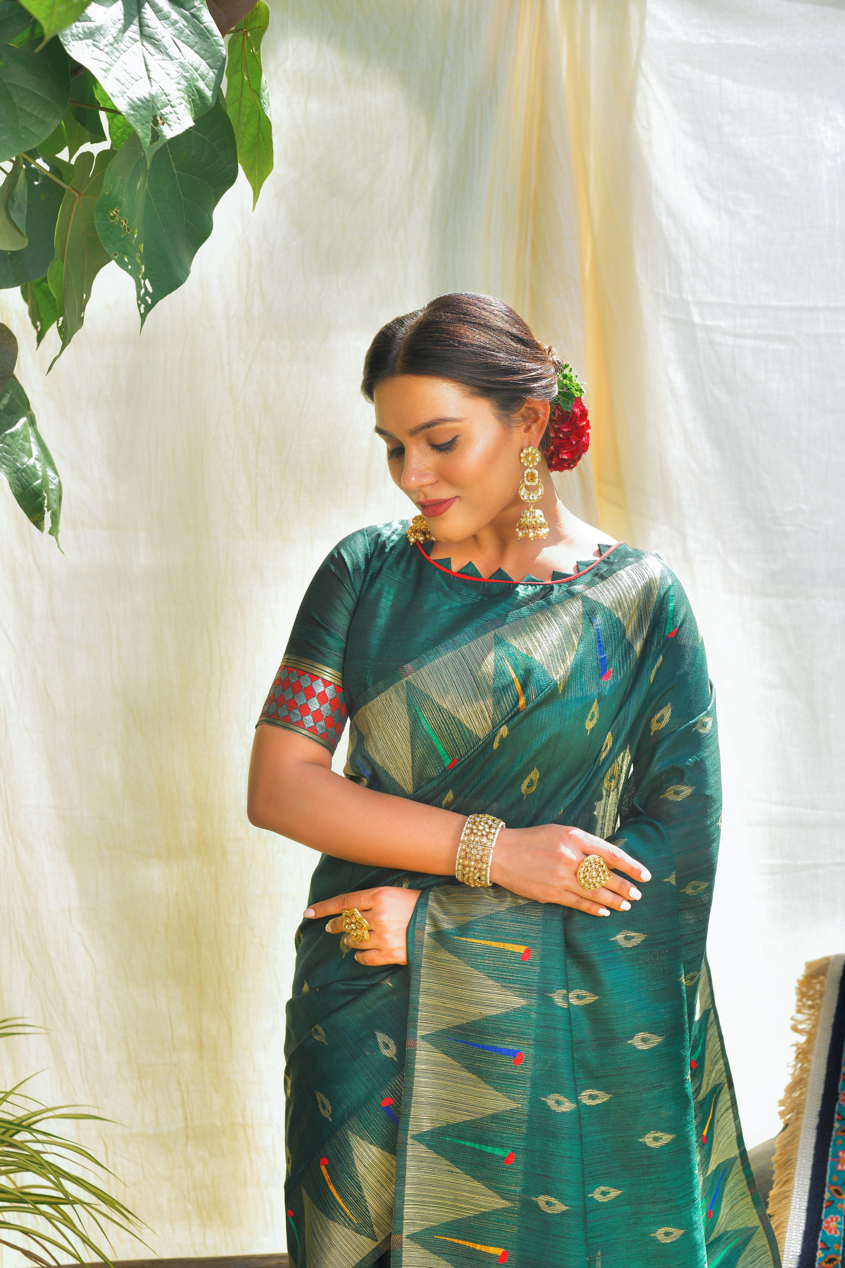 Women's Bt Green Woven Paithani Silk Saree With Tassels - Vishnu Weaves
