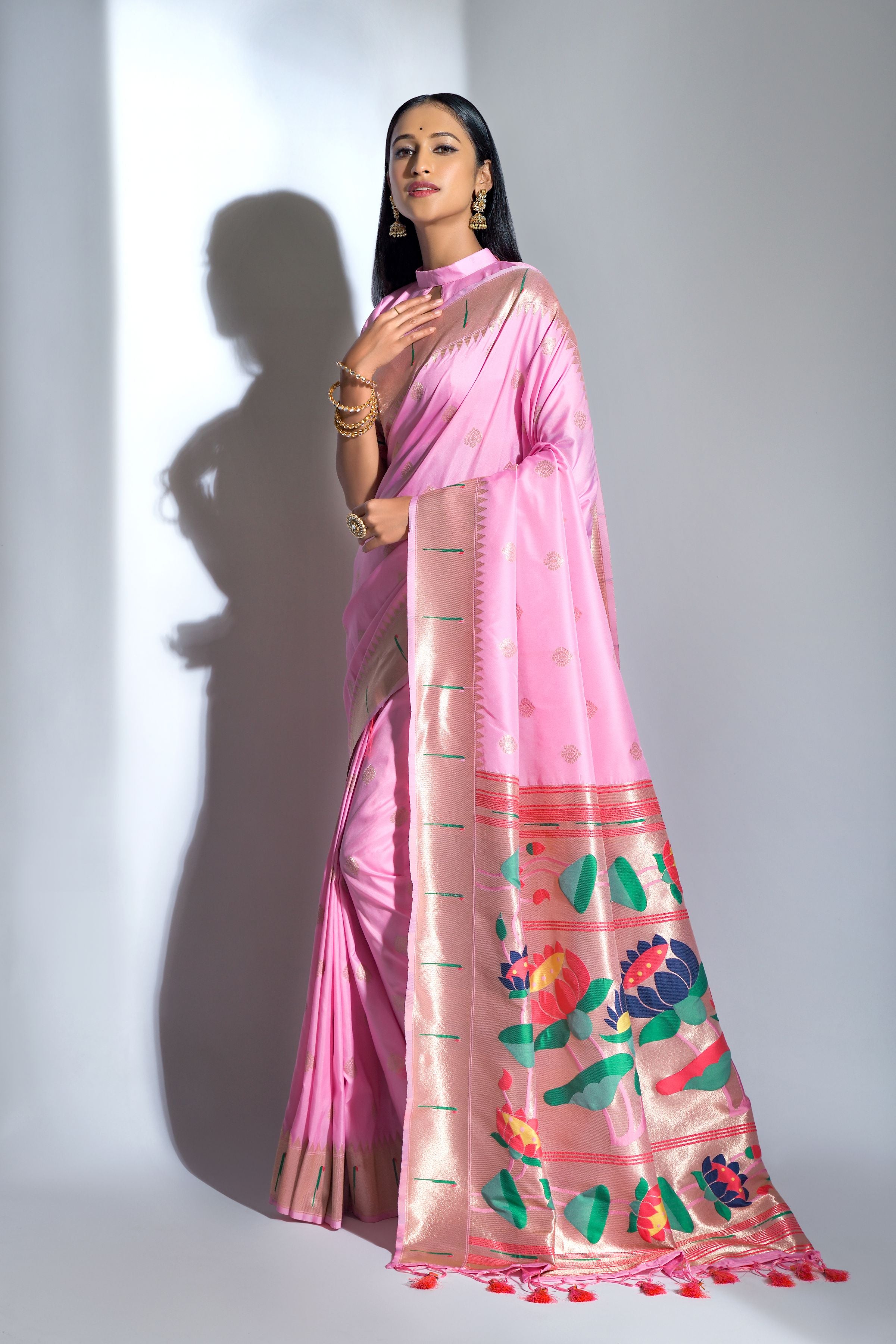 Women's Baby Pink Woven Paithani Silk Saree With Tassels - Vishnu Weaves