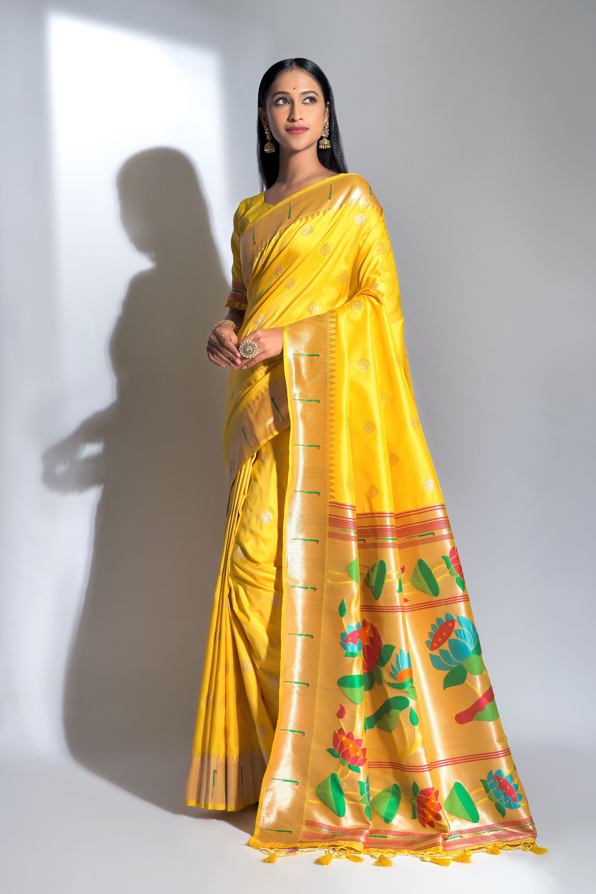 Women's Yellow Woven Paithani Silk Saree With Tassels - Vishnu Weaves