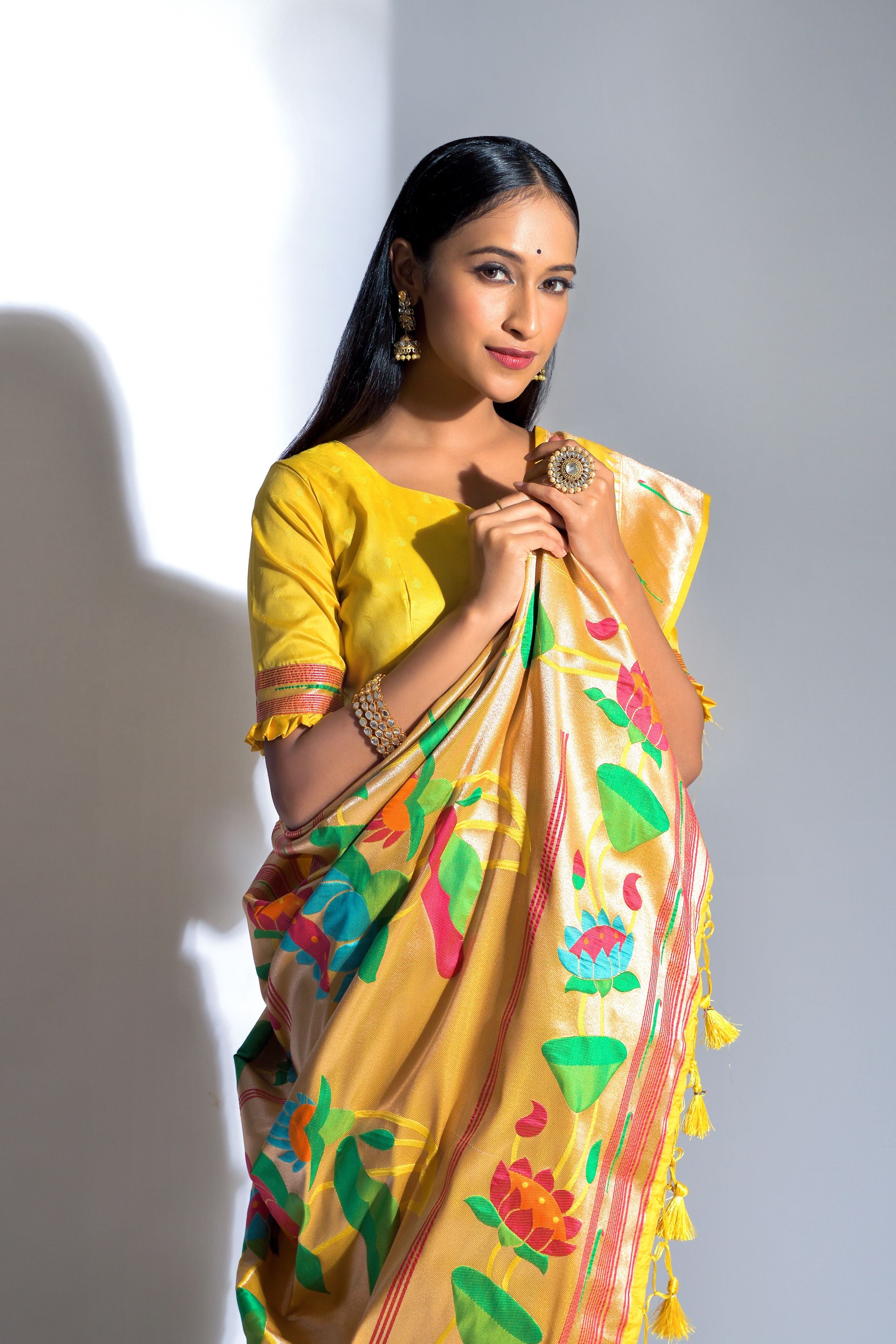 Women's Yellow Woven Paithani Silk Saree With Tassels - Vishnu Weaves