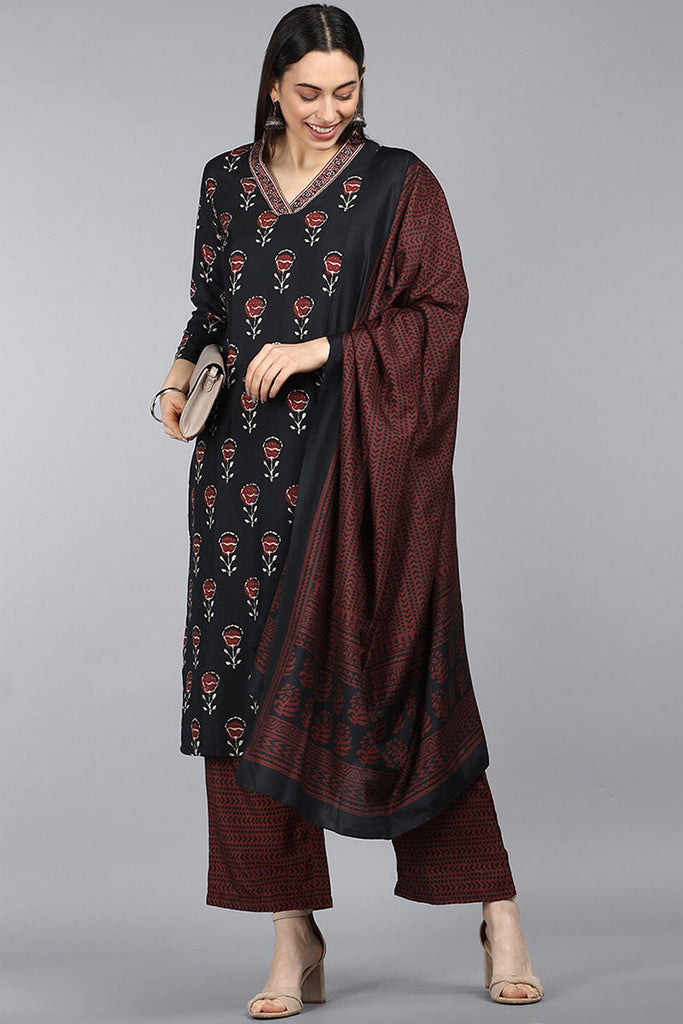 Women's Poly Crepe Printed Kurta Pants And Dupatta Set