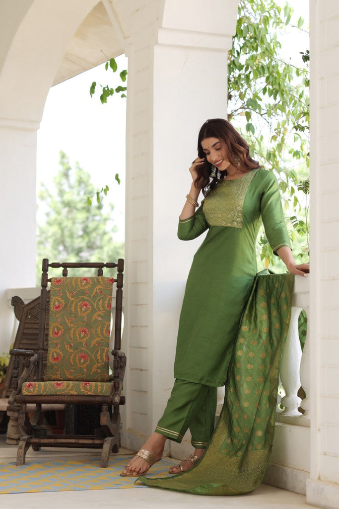 Women's Poly Silk Solid Kurta Pant And Dupatta Set