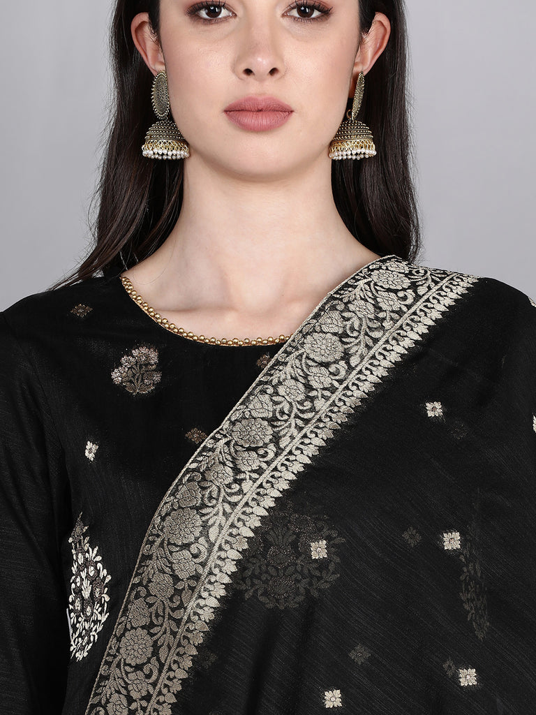 Color_Black