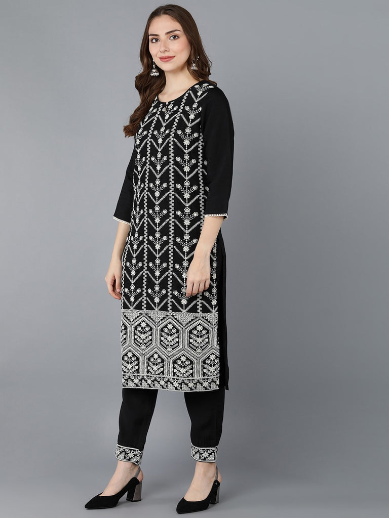 Color_Black