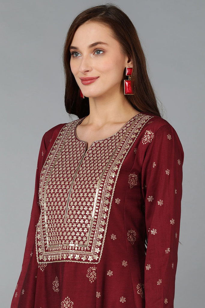 Women's Silk Blend Embroidered Woven Design Kurta Pant With Dupatta