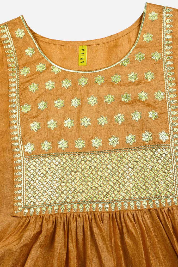 Women's Silk Blend Embroidered Solid Kurta Pant With Dupatta