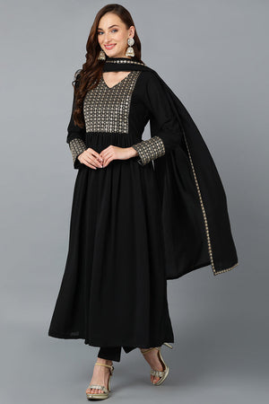 Color_Black