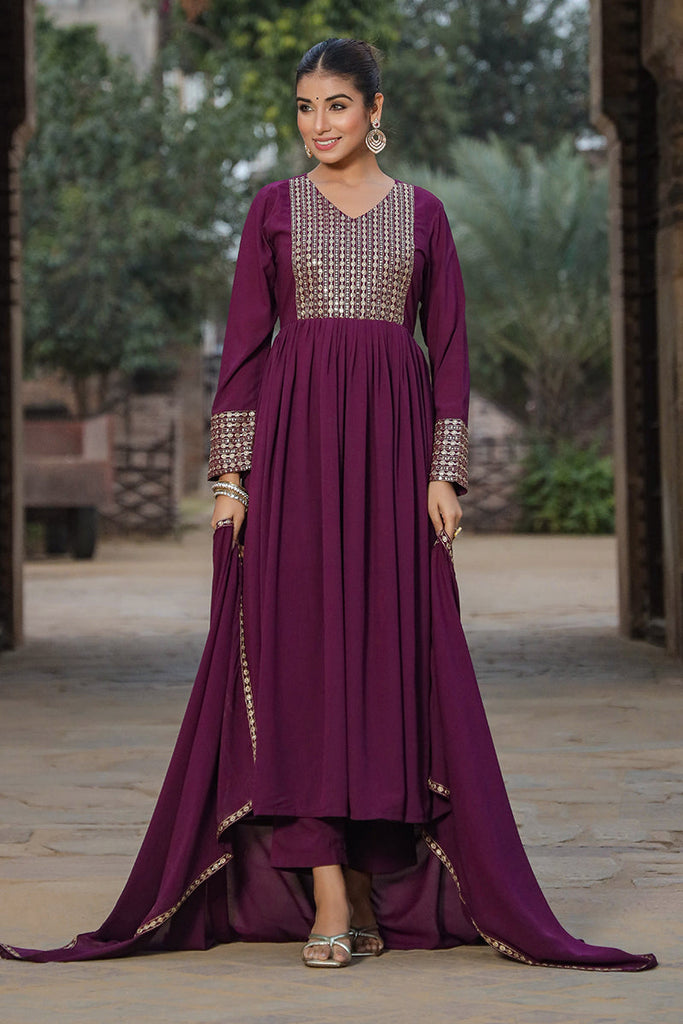 Women's Georgette Yoke Design Kurta Pant With Dupatta