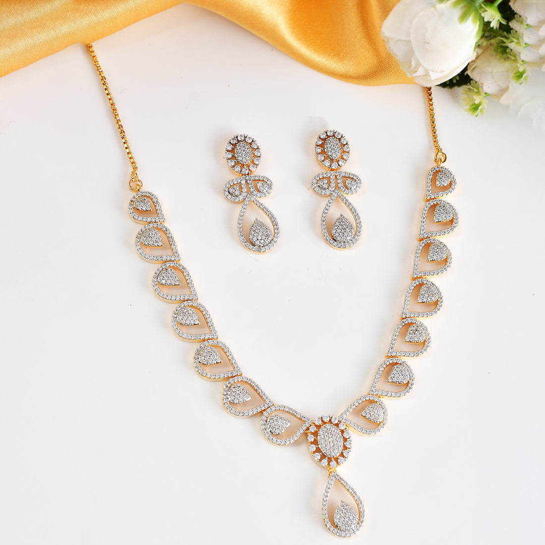 Women's Cz Elegance Leaf Shaped Gold Plated Necklace Set - Voylla