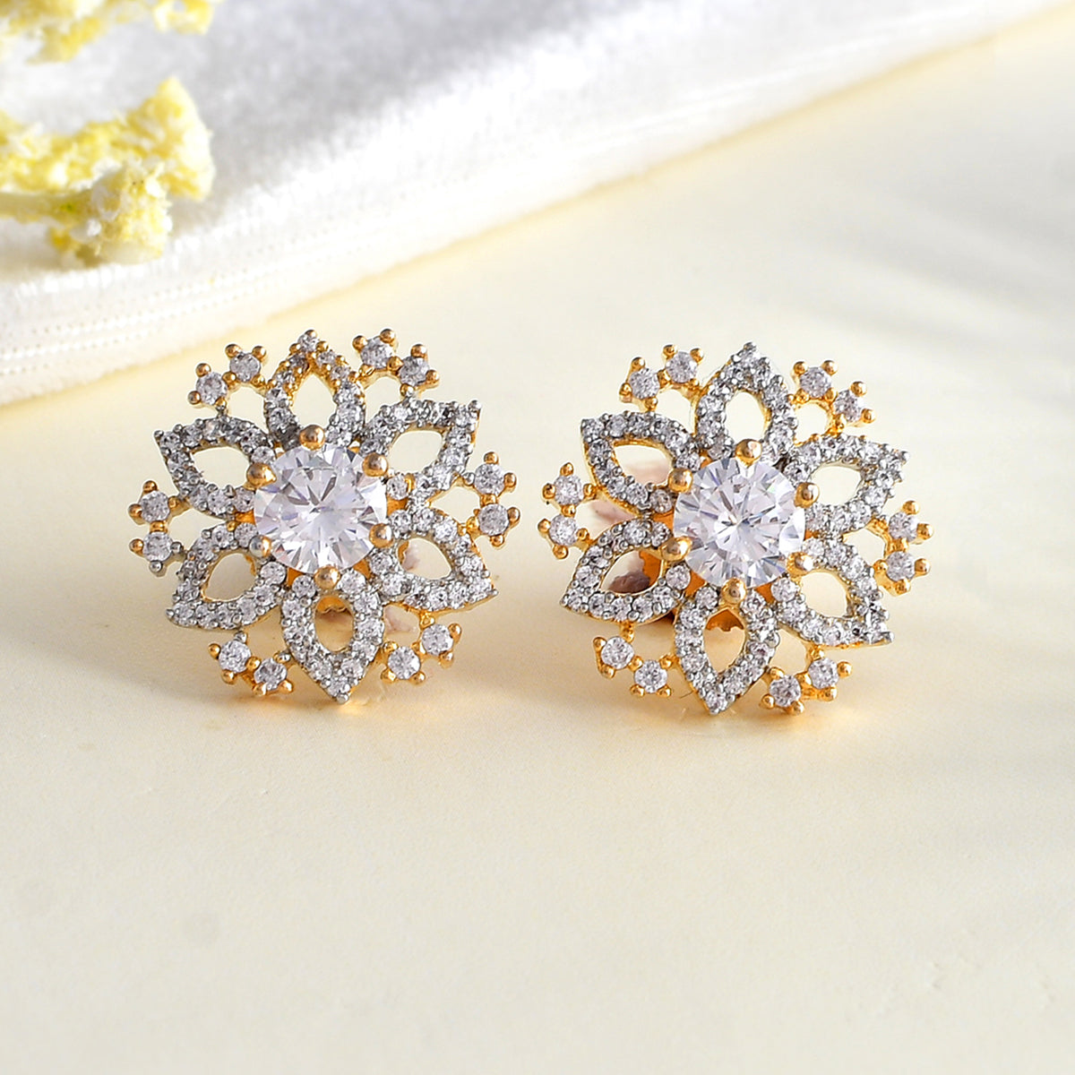 Women's Sparkling Elegance Floral Cz Studded Earings - Voylla