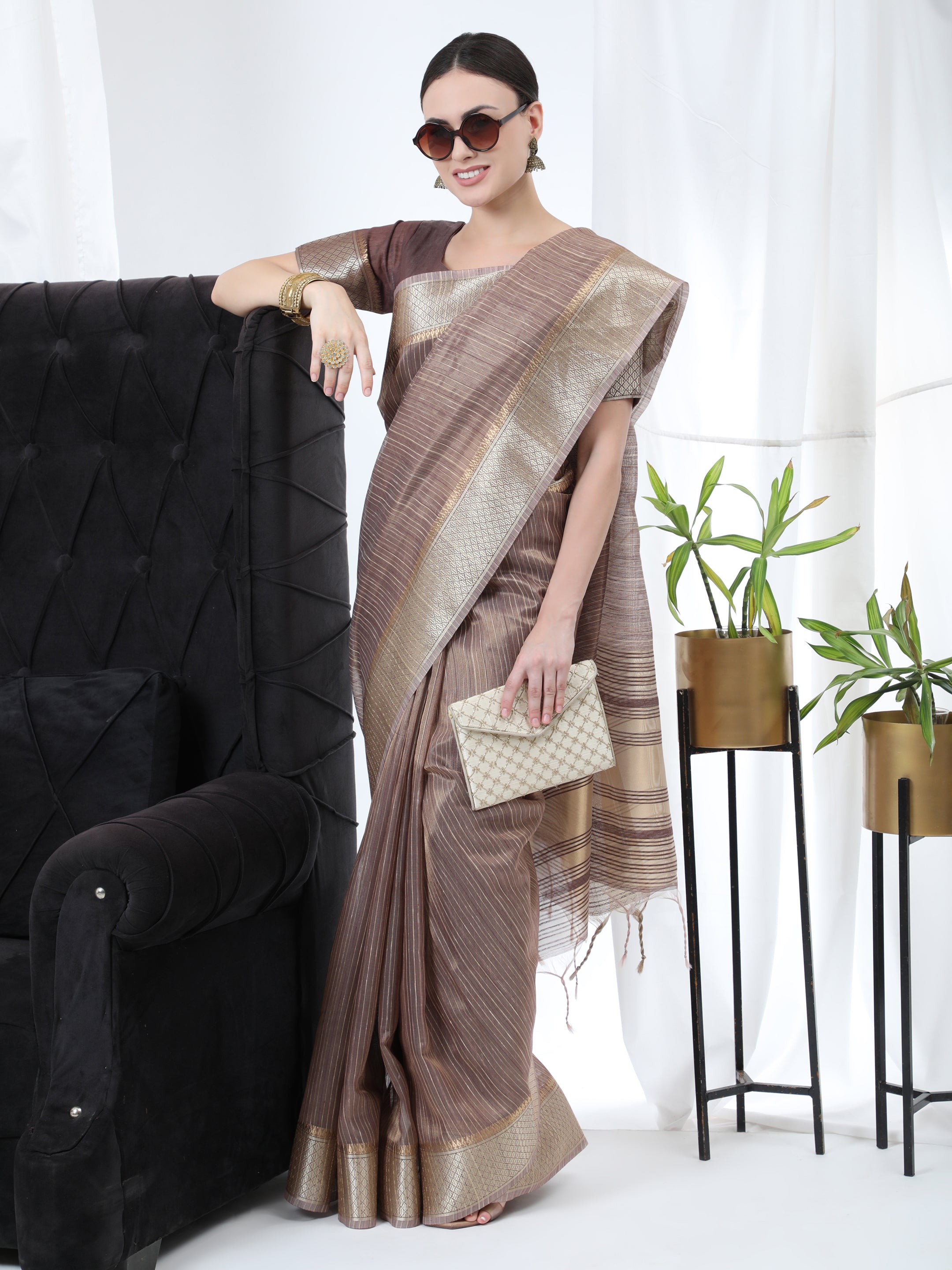 Women's Coffee Woven Tissue Linen Saree With Tassels - Vishnu Weaves