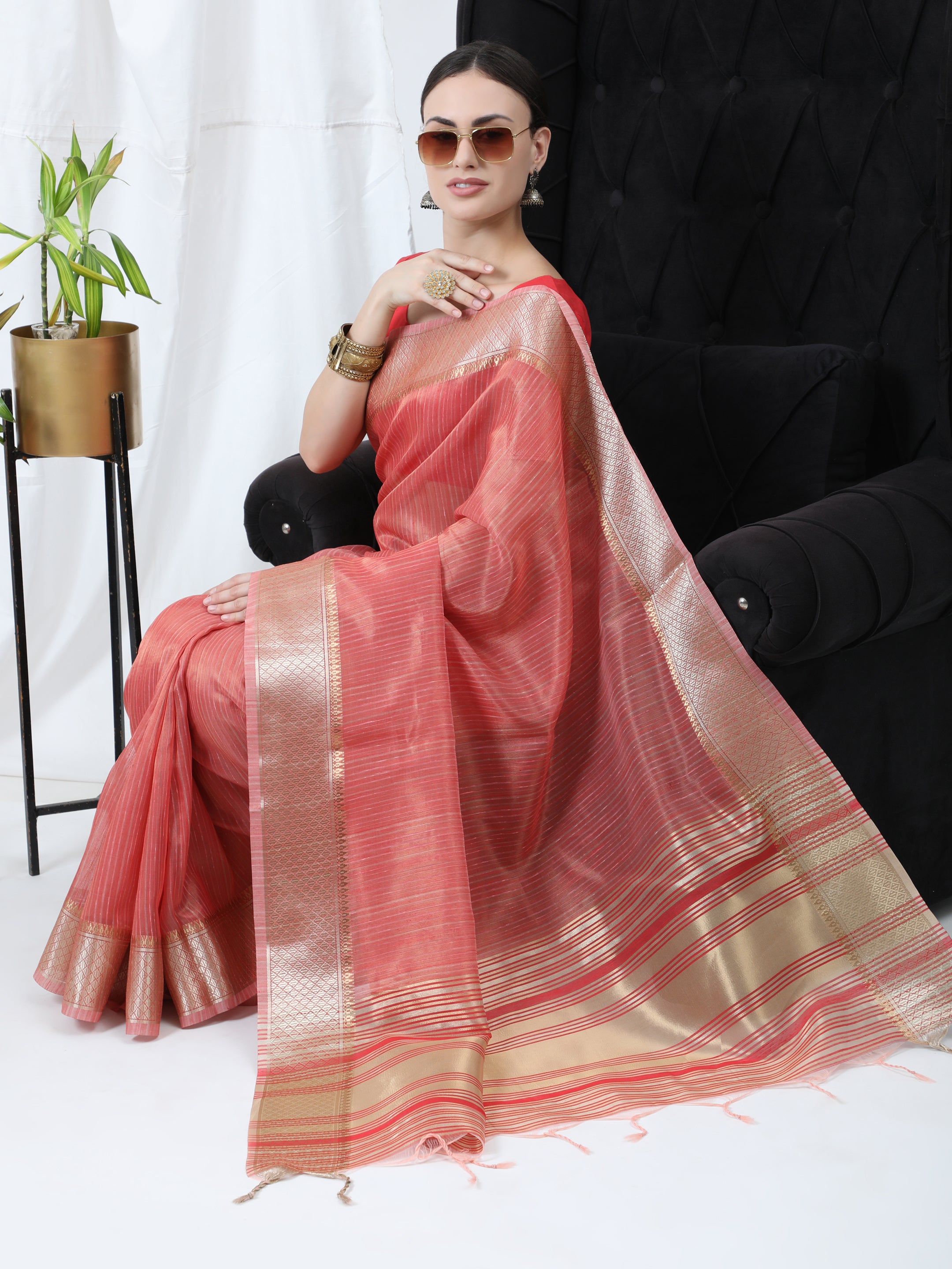 Women's Gajri Woven Tissue Linen Saree With Tassels - Vishnu Weaves