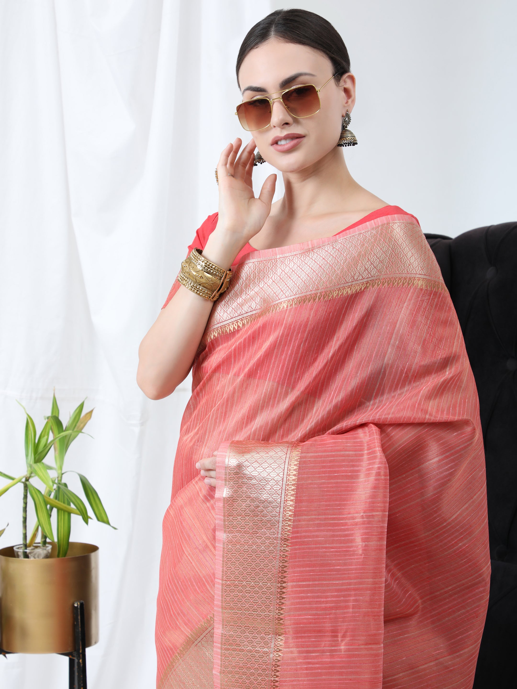 Women's Gajri Woven Tissue Linen Saree With Tassels - Vishnu Weaves