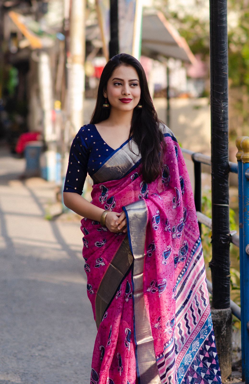 Women's Soft paper silk type printed saree with simple zari woven border. - stavacreation