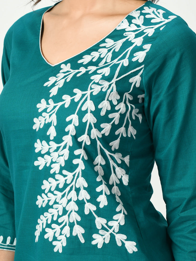 Women's Green Embroidered Short Kurti