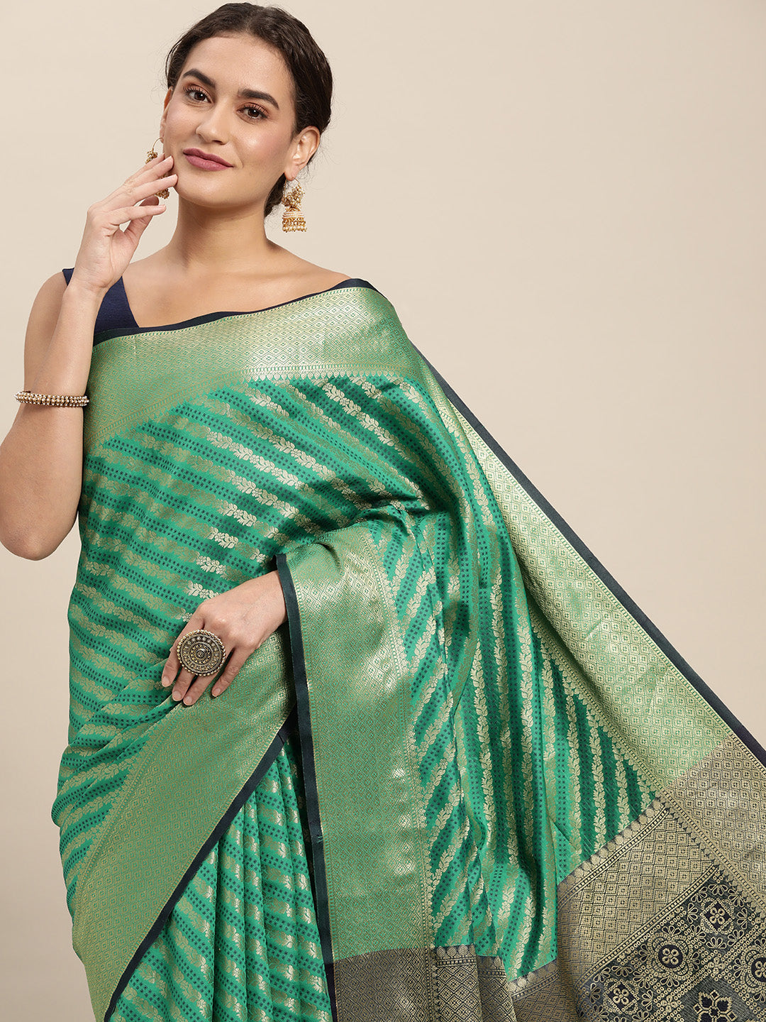 Women's Green Silk Woven Zari Work Traditional Tassle Saree - Sangam Prints