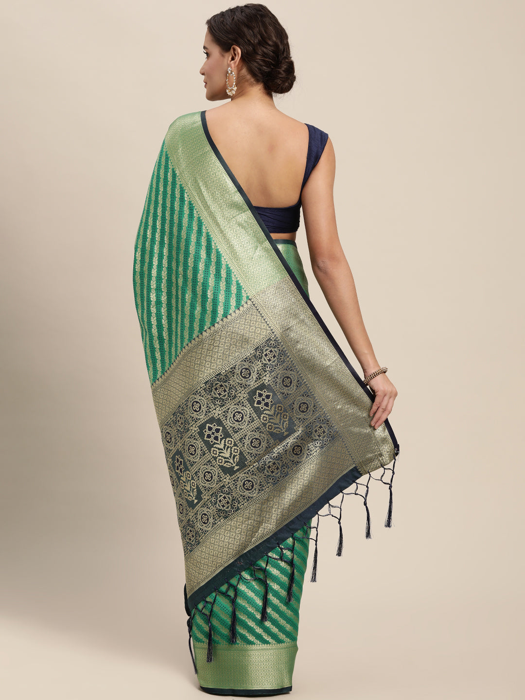 Women's Green Silk Woven Zari Work Traditional Tassle Saree - Sangam Prints