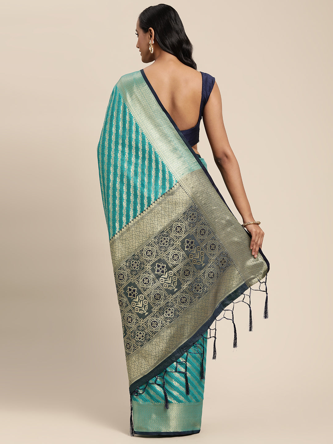 Women's Rama Green Silk Woven Zari Work Traditional Tassle Saree - Sangam Prints