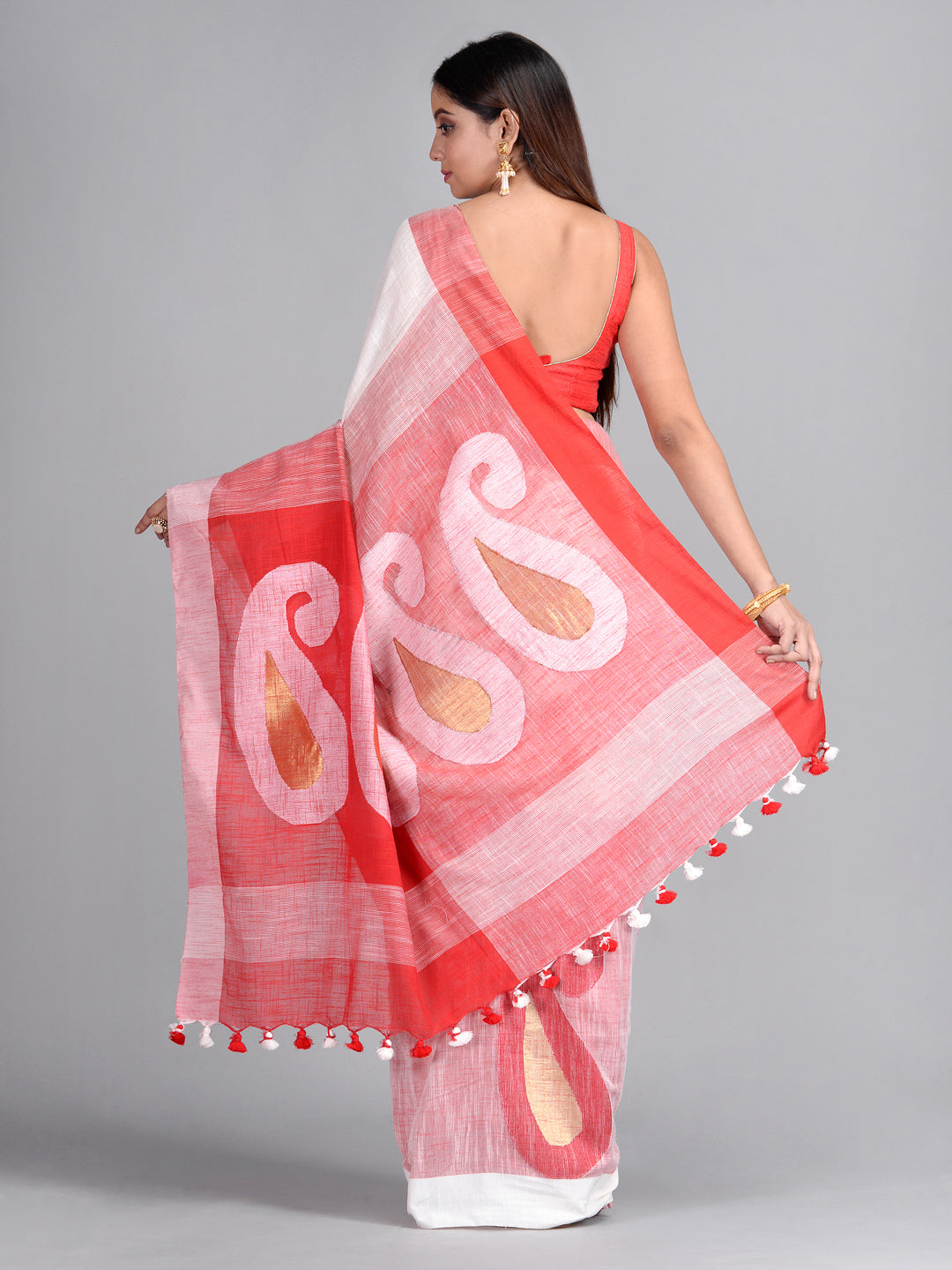 Women's Red & White Pure Cotton Hand Woven Saree - Sajasajo