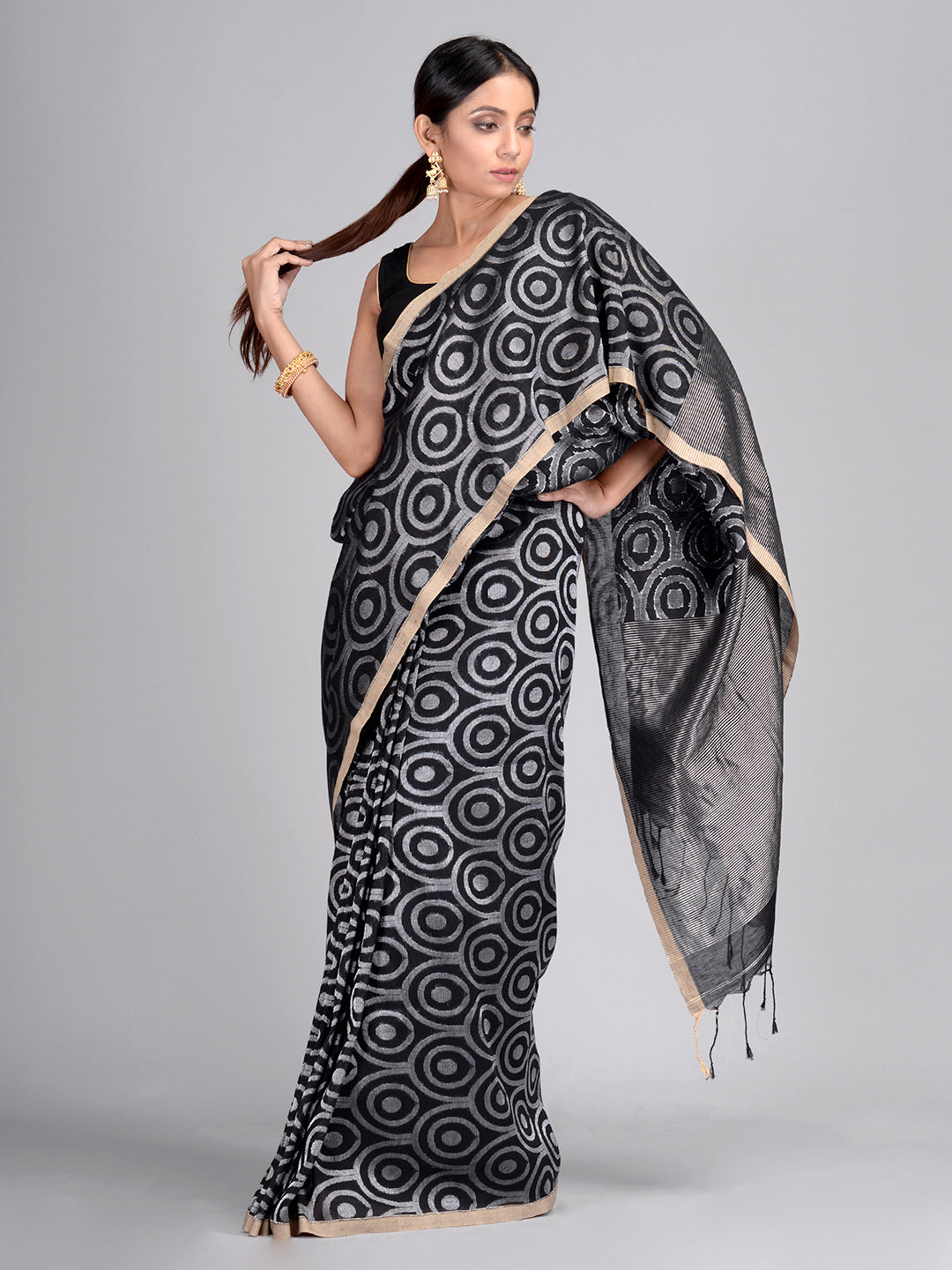 Women's Black Hand Woven Cotton Linen Designer Saree - Sajasajo