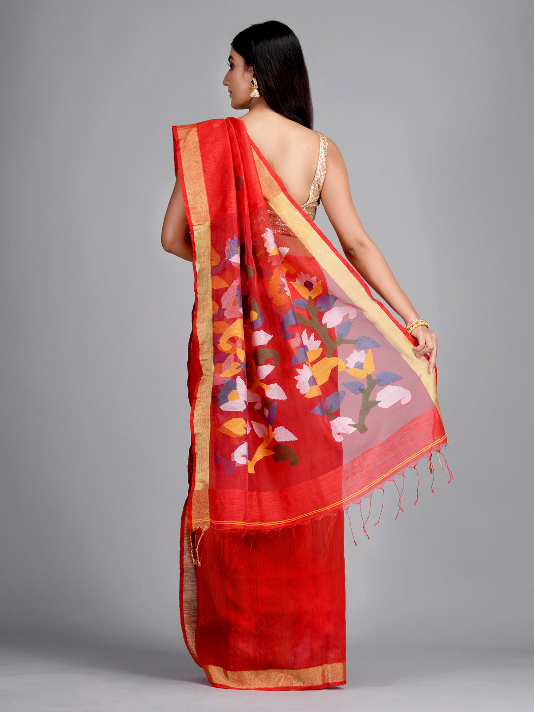 Women's Red Hand woven Matka Silk Saree with Jamdani work in pallu - Sajasajo