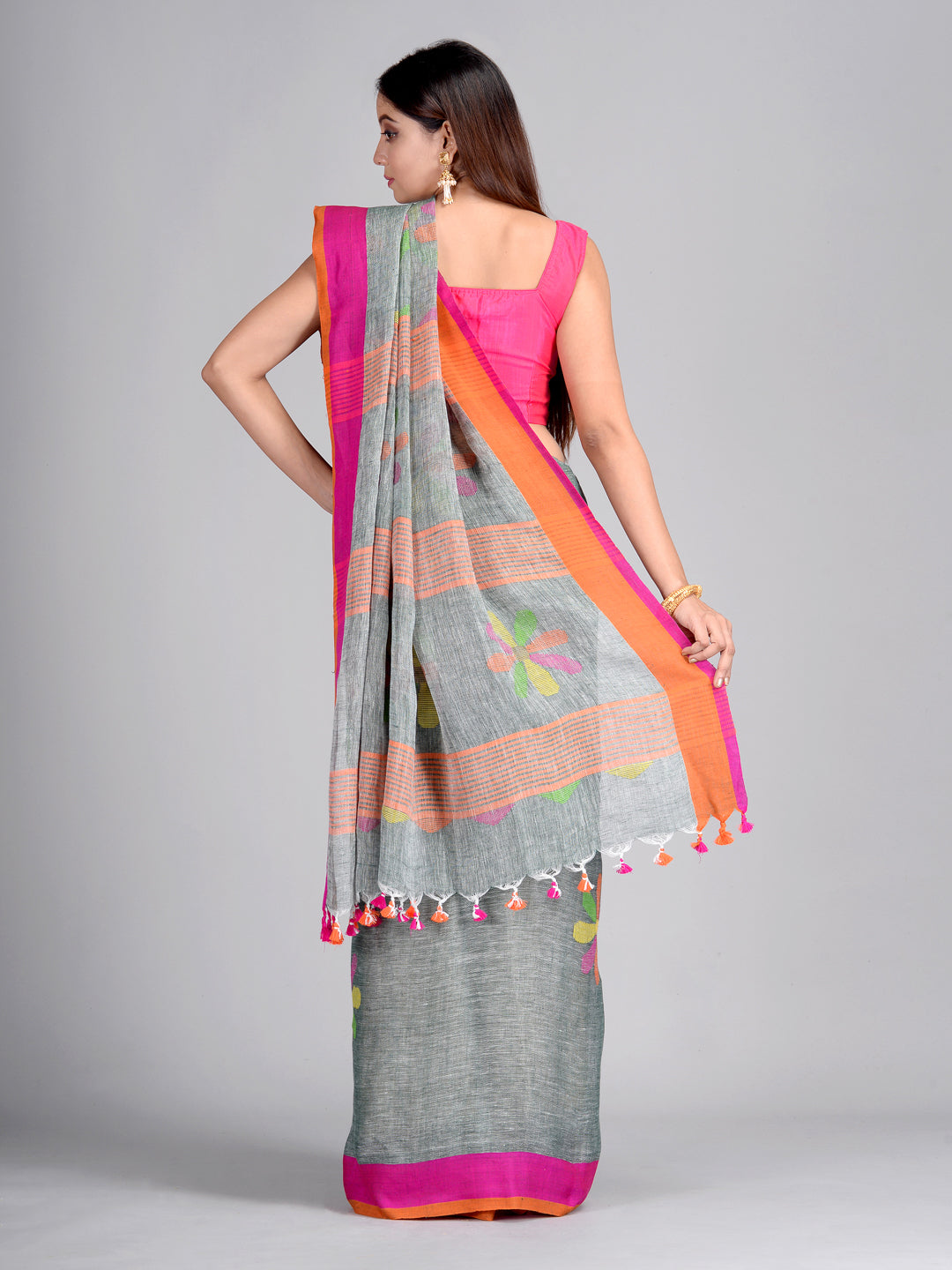 Women's Grey Hand Woven Linen Saree With Jamdani Work With Unstitched Blouse-Sajasajo