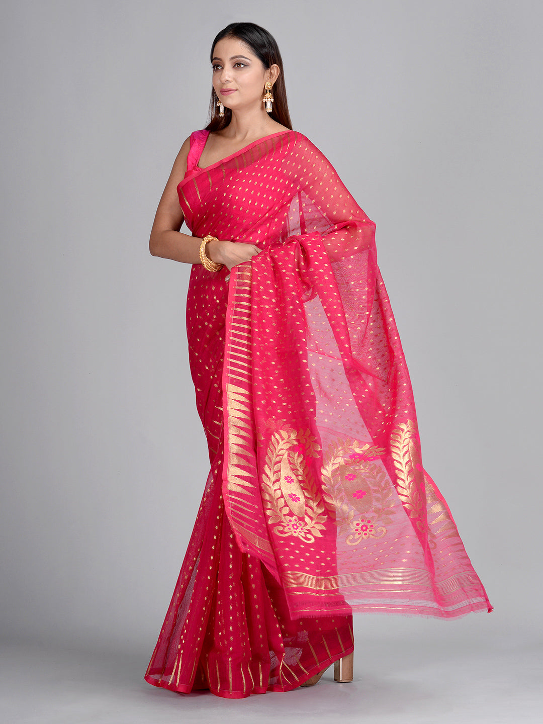 Women's Pink Silk Cotton Hand Woven Jamdani Saree With Unstitched Blouse-Sajasajo