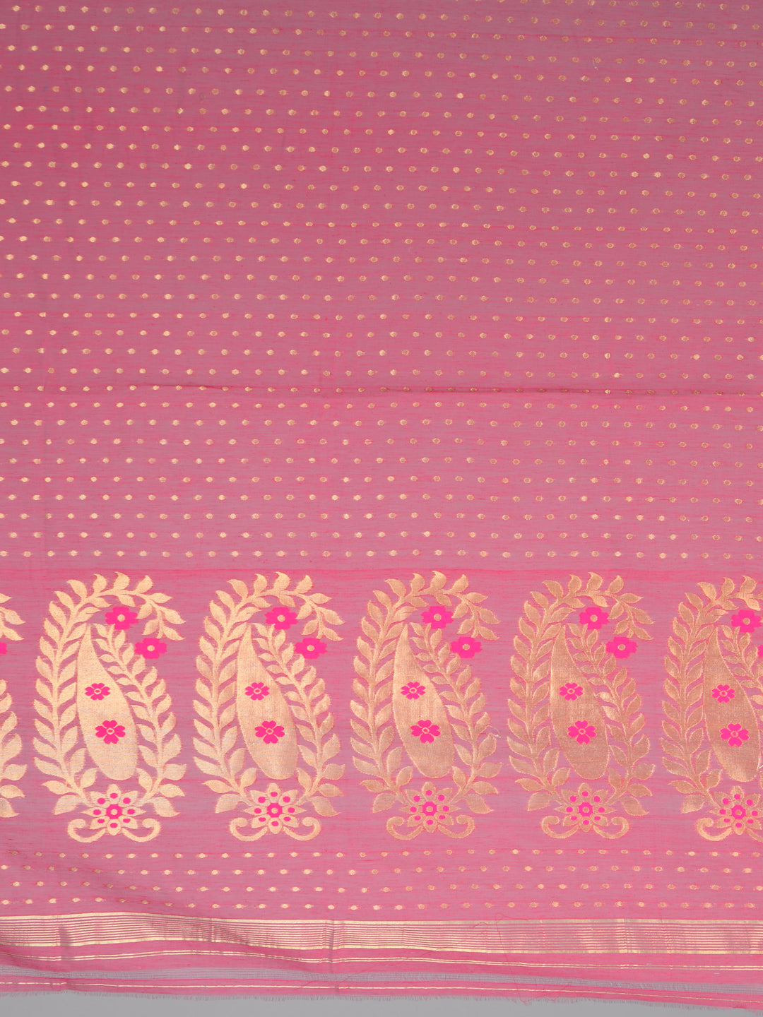 Women's Pink Silk Cotton Hand Woven Jamdani Saree With Unstitched Blouse-Sajasajo
