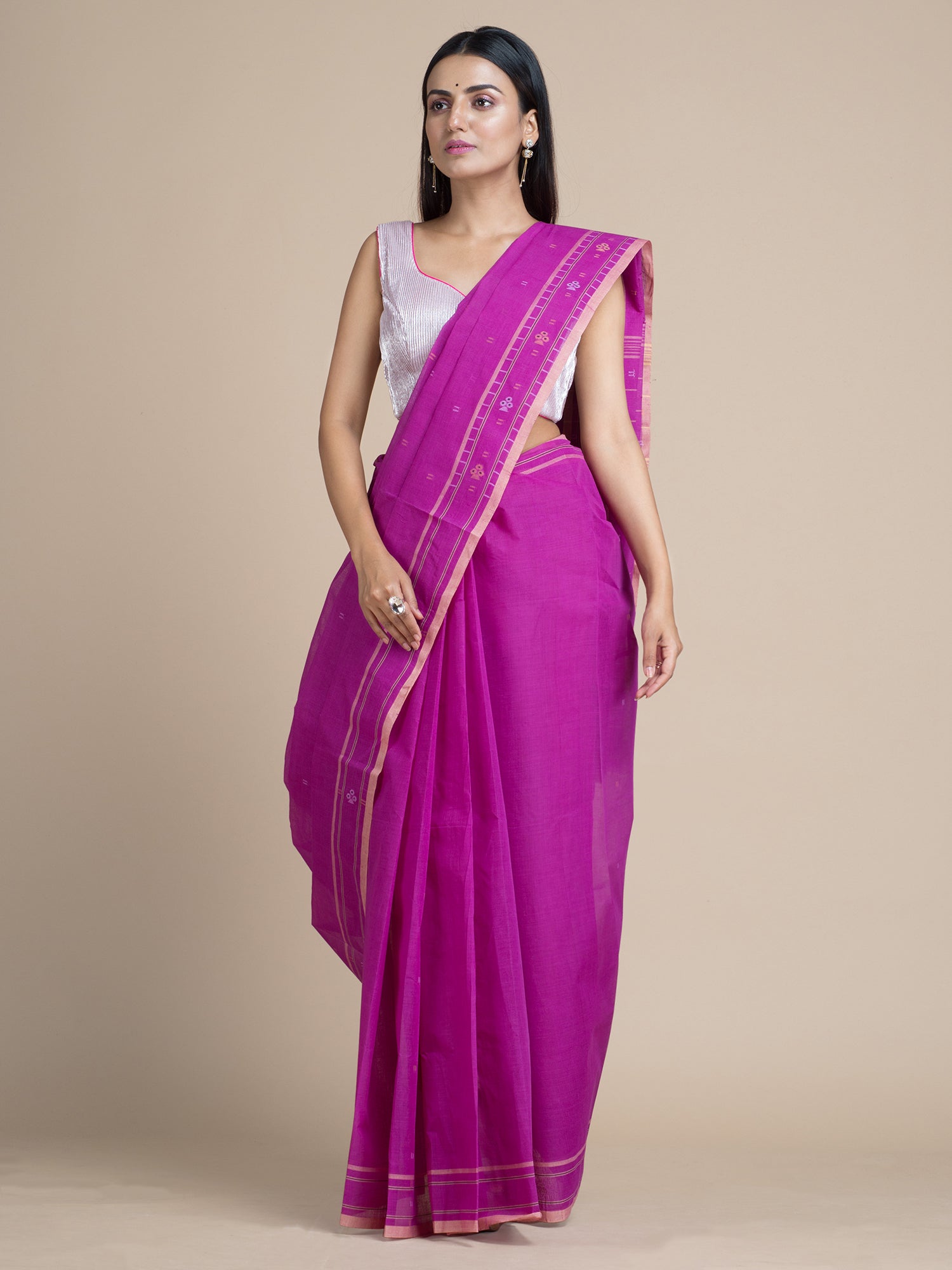 Women's Magenta Pure Cotton Hand Woven Saree With Buti Work Without Blouse-Sajasajo
