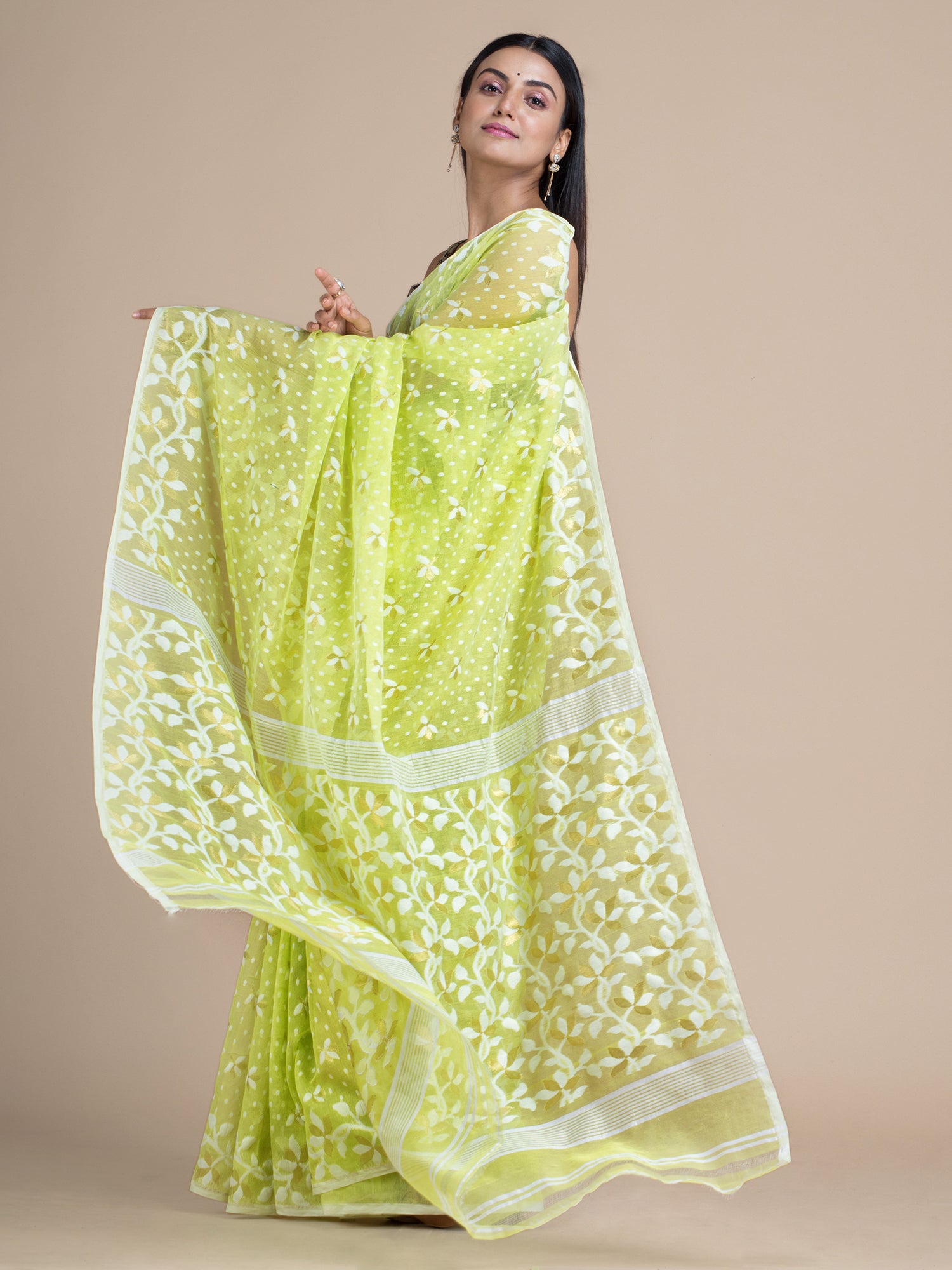 Women's Lime Green Silk Cotton Hand Woven Jamdani Saree Without Blouse-Sajasajo