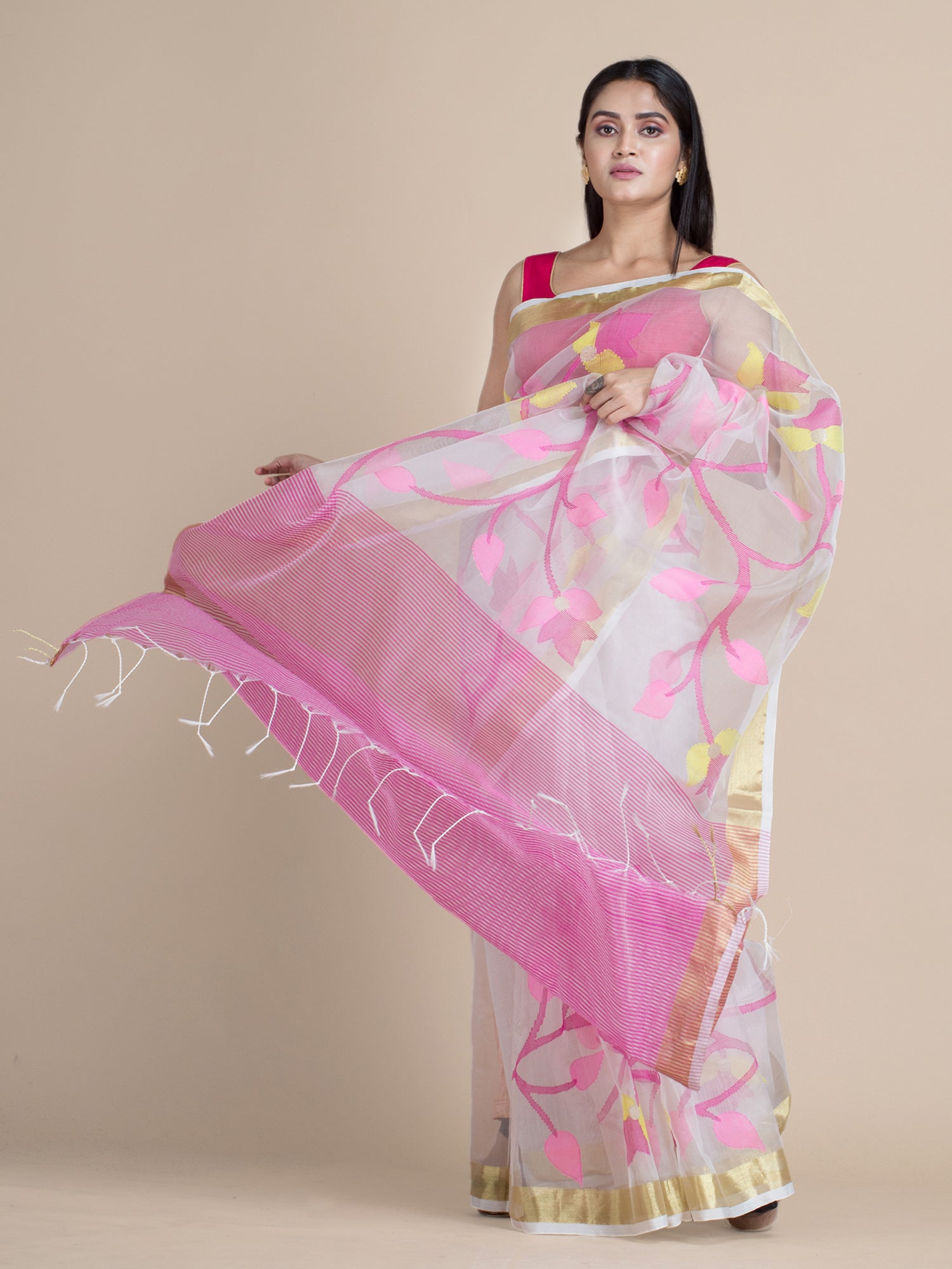 Women's White & Pink Blended Cotton Saree With Floral Designs And Unstitched Blouse-Sajasajo