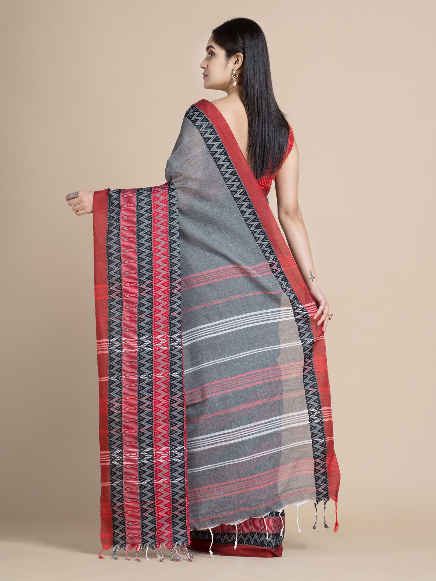Women's Grey Pure Cotton Hand Woven Soft Saree With Unstitched Blouse-Sajasajo