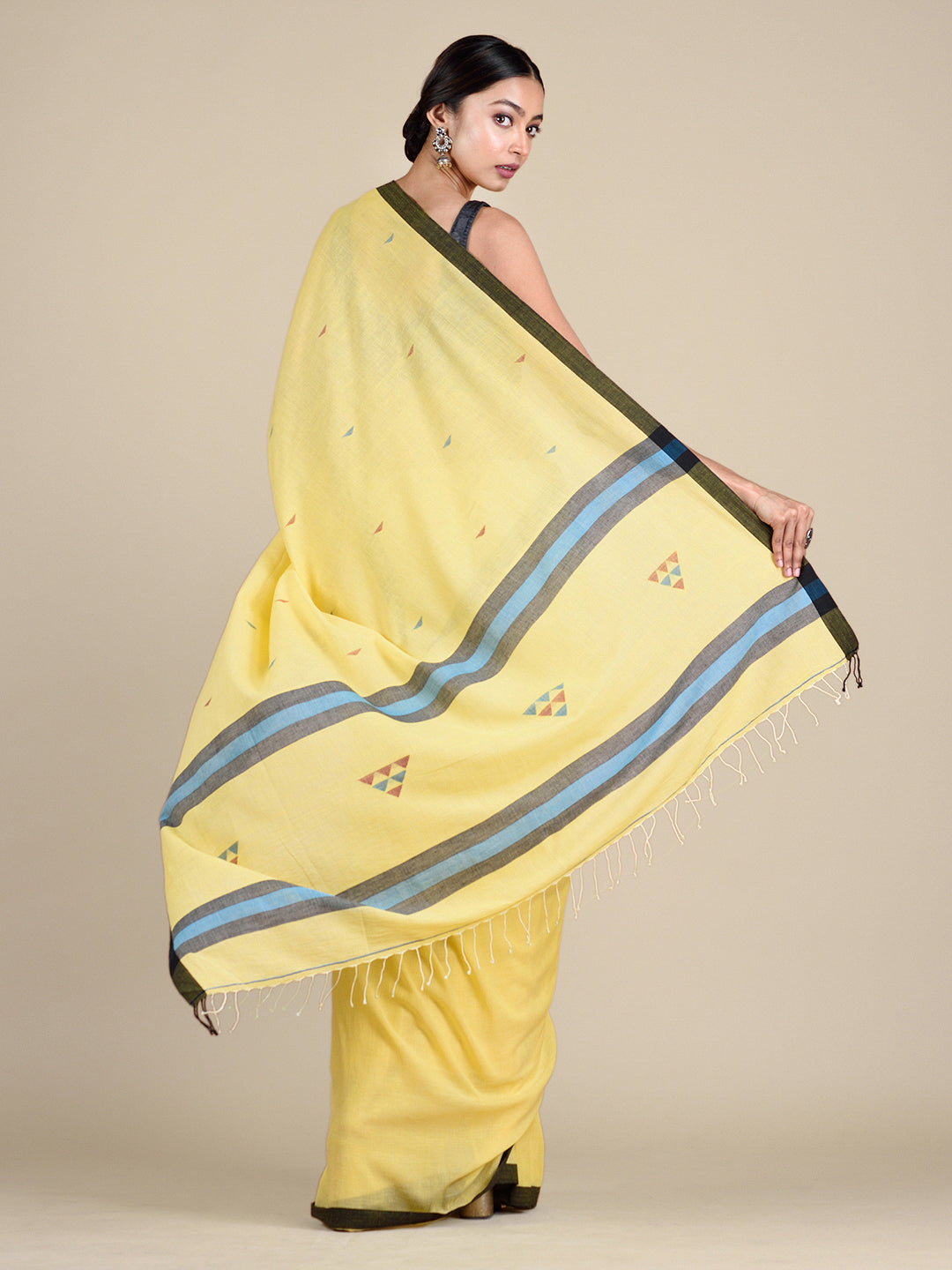Women's Daffodil Yellow Pure Cotton Saree With Woven Designs - Sajasajo