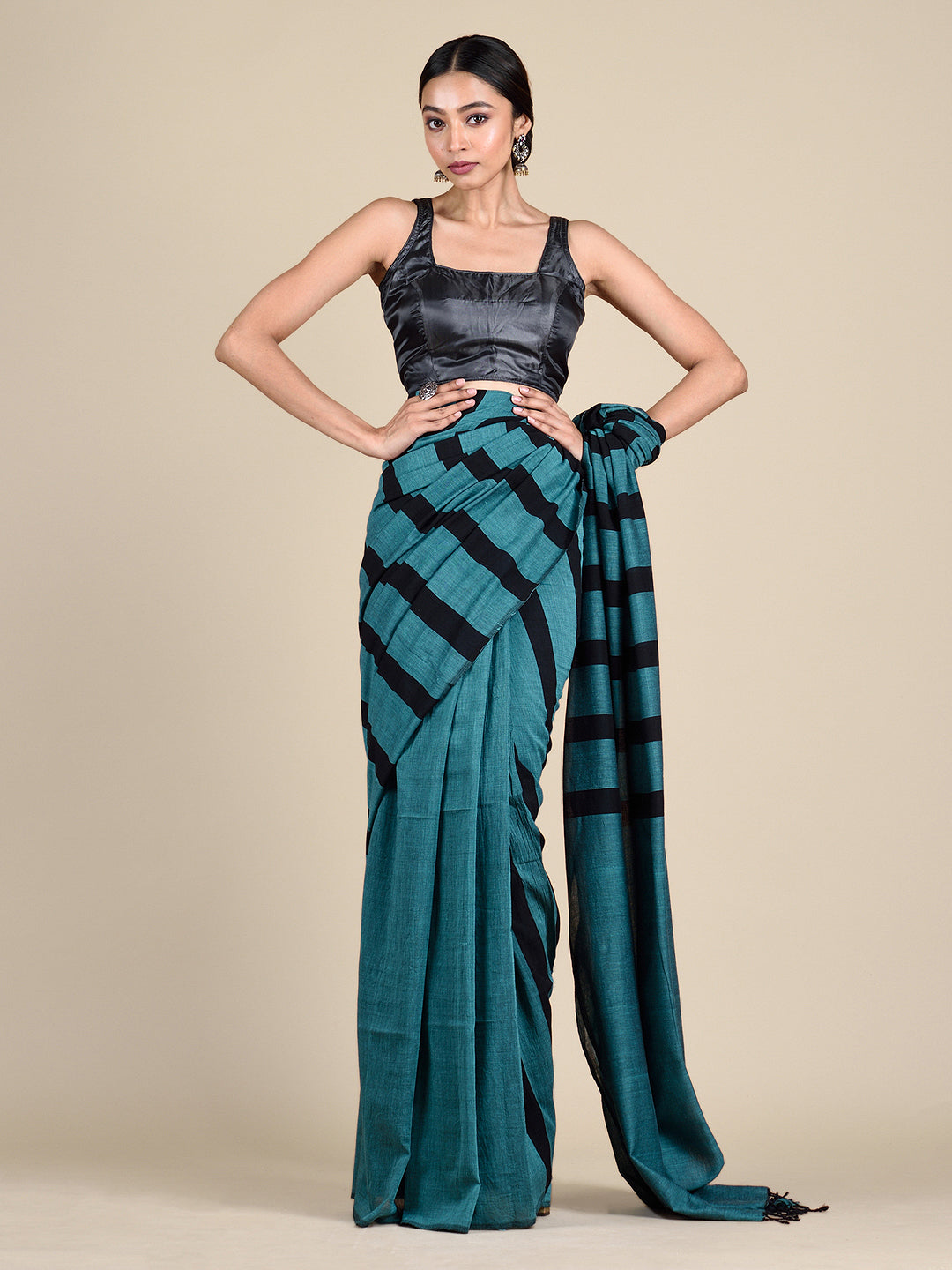 Women's Deep Cerulean Blue Pure Cotton Saree With Stripes - Sajasajo