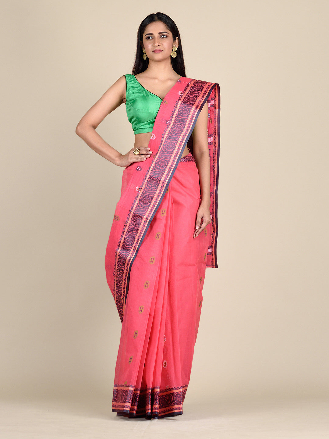 Women's Punch Red Hand Woven Cotton Saree With Floral Work In Pallu-Sajasajo