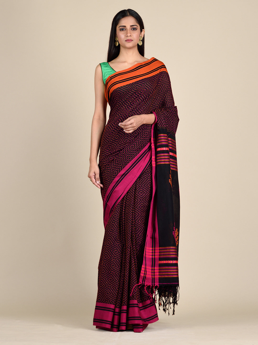 Women's Black Pure Cotton Hand Woven Saree With Stitch Work And Unstitched Blouse-Sajasajo