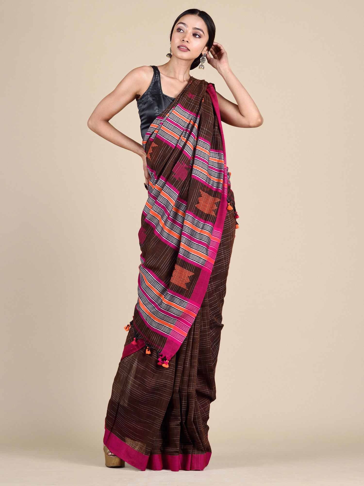 Women's Chocolate Brown Pure Cotton Hand Woven Saree With Duel Border And Unstitched Blouse-Sajasajo