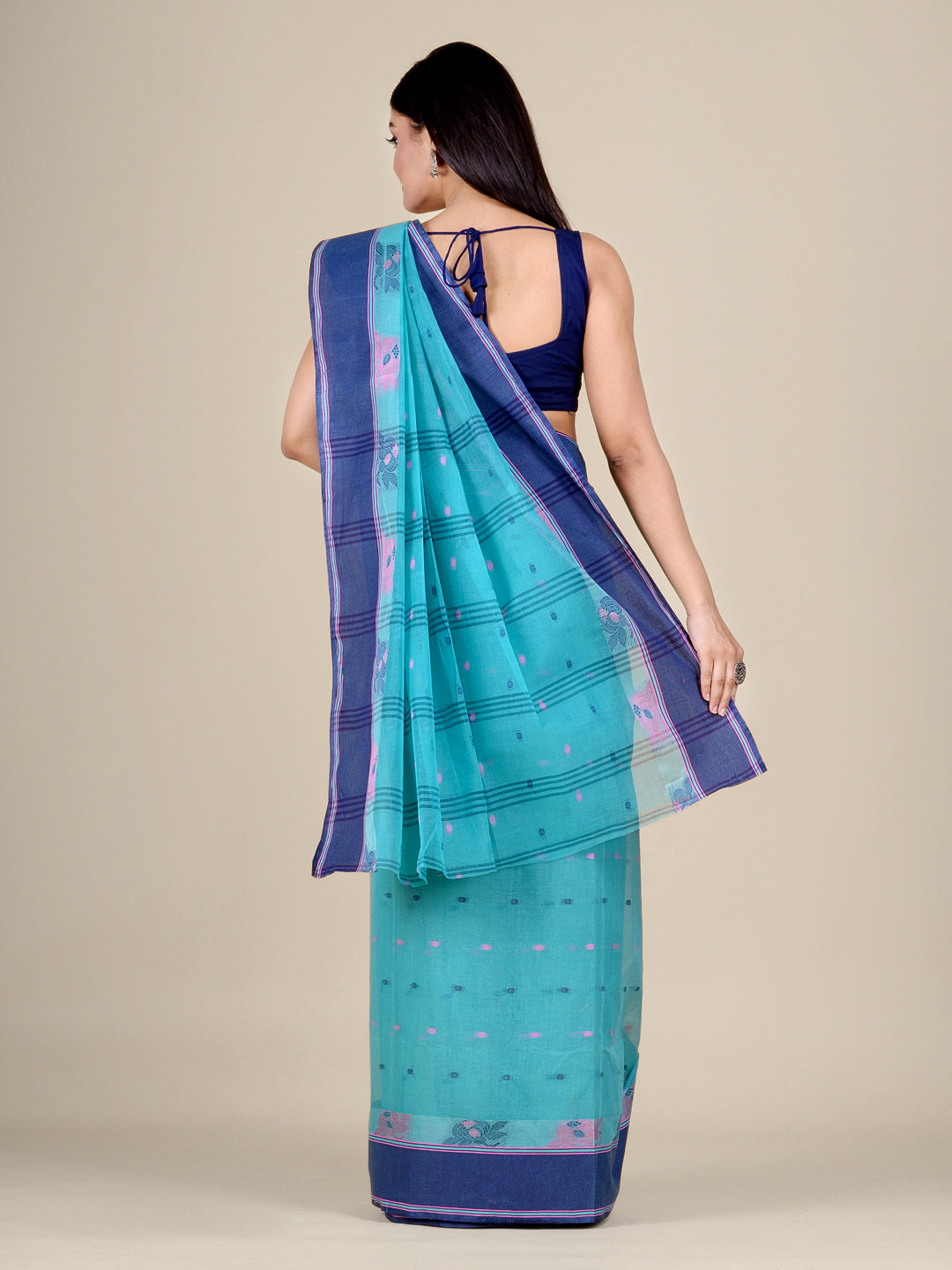 Women's Sky Blue Cotton Hand Woven Tant Saree With Navy Blue Border Without Blouse-Sajasajo