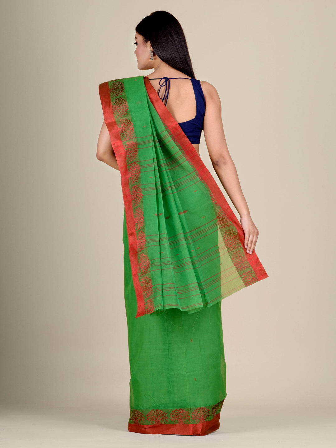 Women's Green Cotton Hand Woven Tant Saree With Red Border Without Blouse-Sajasajo