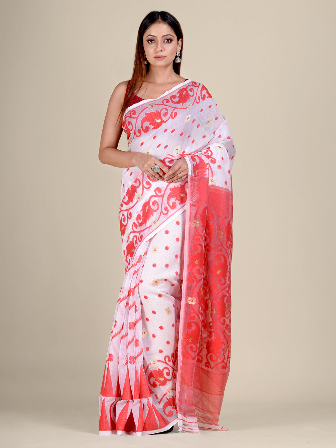 Women's White And Red Silk Cotton Handwoven Soft Jamdani Saree Without Blouse-Sajasajo