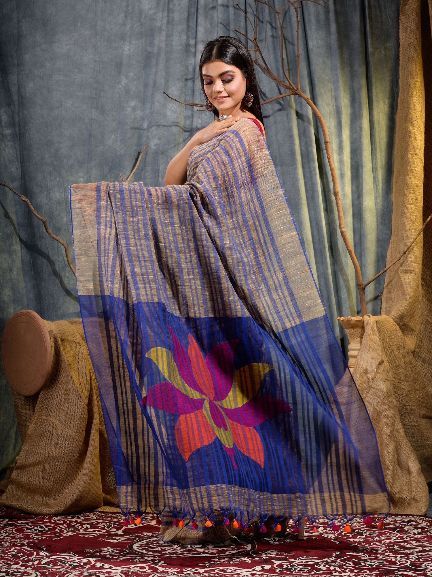 Women's Blue All Over Silk Gicha Handwoven Saree with Unstitched Blouse-Sajasajo