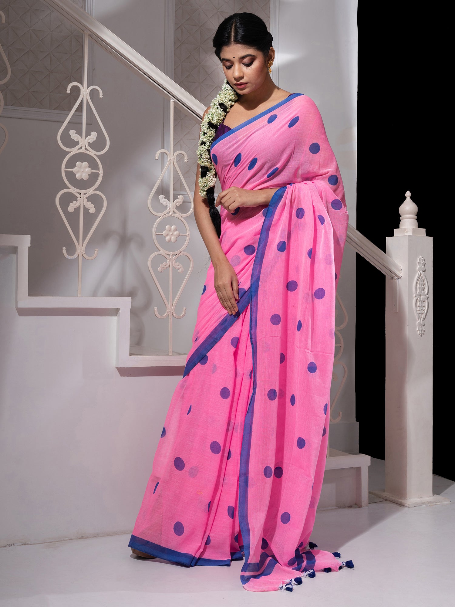Women's Pink Cotton Saree With All Over Blue Polka Dots - In Weave Sarees