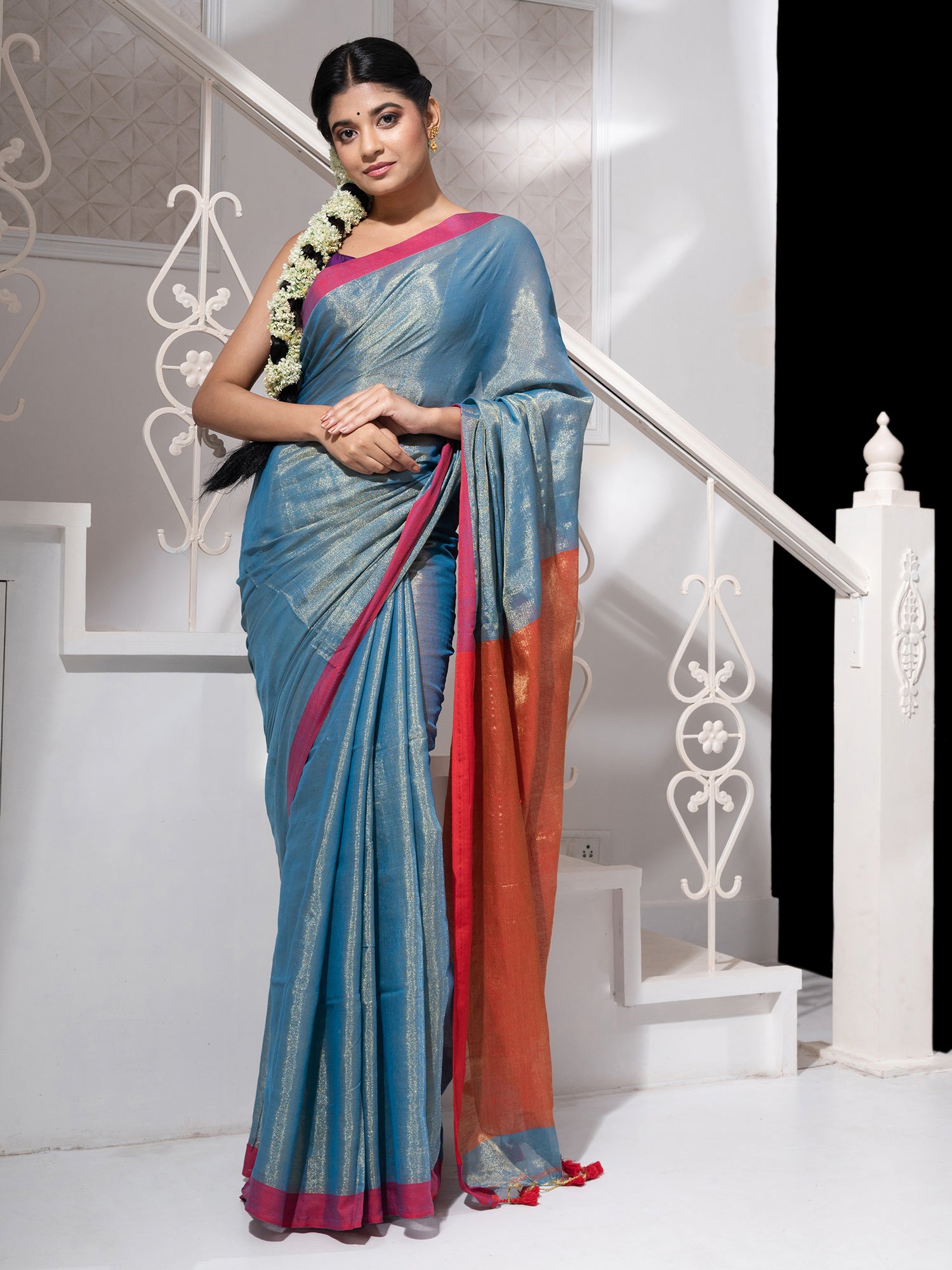 Women's Sapphire Blue Tissue Woven Handloom Saree With Red Pallu - In Weave Sarees