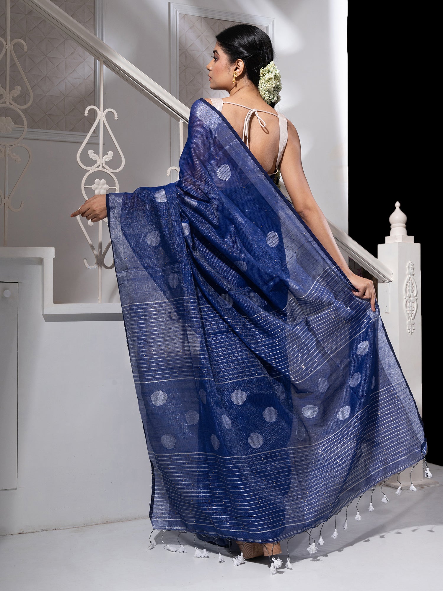 Women's Deep Blue Sequin Handloom Saree With Silver  Zari Border - In Weave Sarees