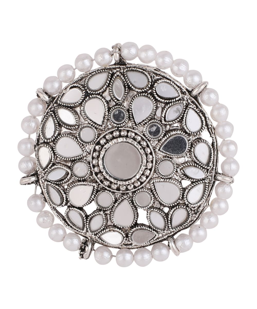 Women's Silver Plated Oxididsed Mirror and Pearl Studded Contemporary Ring - MODE MANIA