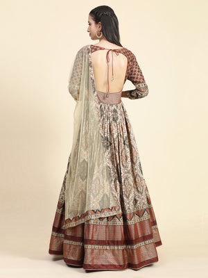 Color_Brown