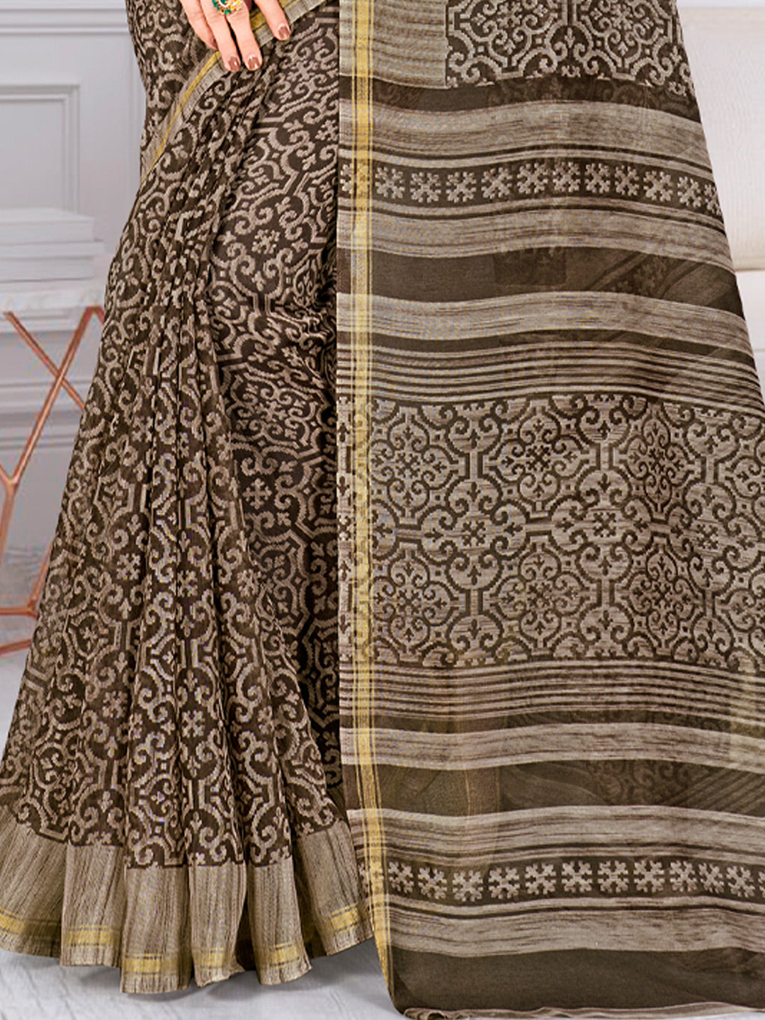 Women's Brown Cotton Printed Traditional Saree - Sangam Prints