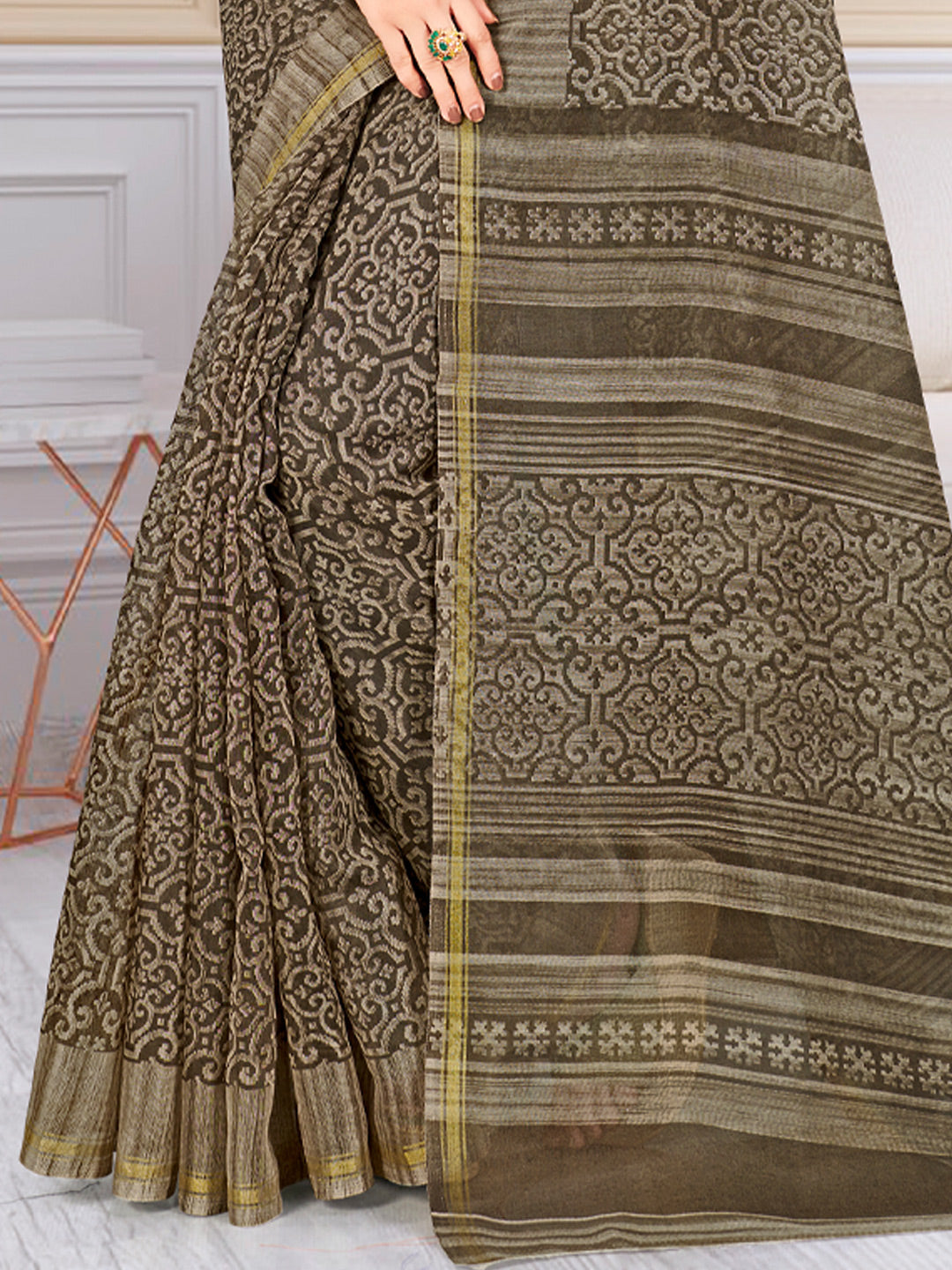 Women's Grey Cotton Printed Traditional Saree - Sangam Prints