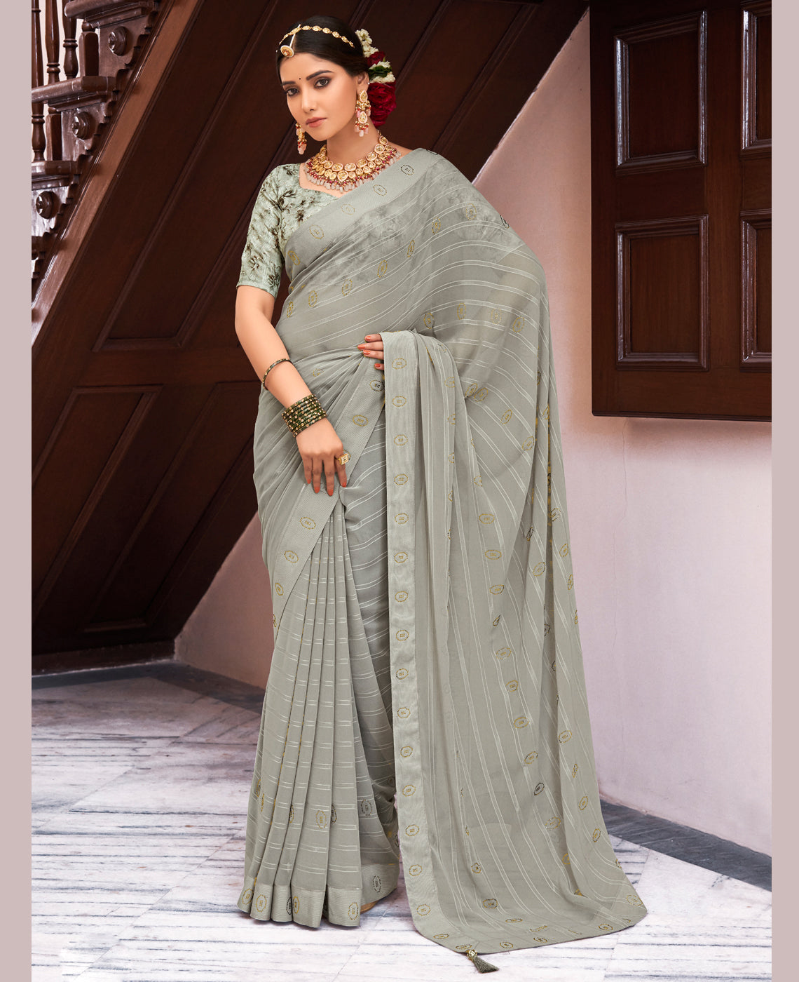 Women's Grey Georgette Design Saree With Unstitched Blouse Piece - Navyaa